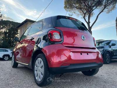 Smart ForFour 1.0cc 71cv BLUETOOTH CRUISE CLIMA AUTO Rosso usata Roma