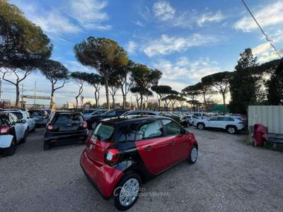 Smart ForFour 1.0cc 71cv BLUETOOTH CRUISE CLIMA AUTO Rosso usata Roma
