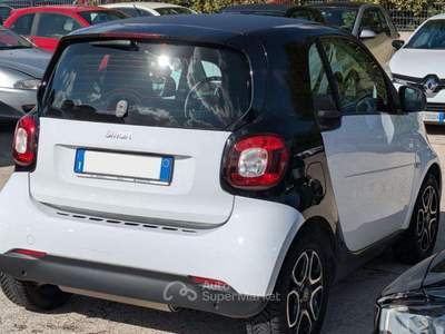 Smart ForTwo 1.0cc YOUNGSTER 61cv CRUISE CONTROL CERCHI IN LEGA Bianco usata Roma