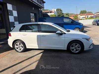Volkswagen Golf Golf VIII 2020 1.0 etsi evo Life 110cv dsg PREZZO REALE Bianco usata Montecchio Maggiore