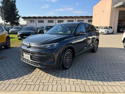 Volkswagen Tiguan Tiguan 1.5 etsi Life 130cv dsg Grigio usata Savignano sul Rubicone