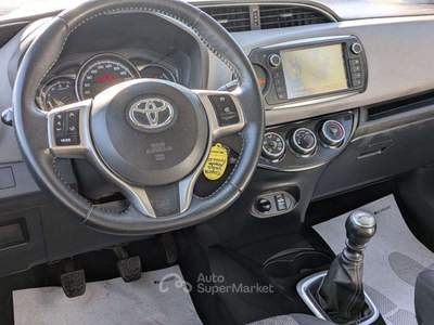 Toyota Yaris 1.4d 90cv NAVI CERCHI IN LEGA Grigio usata Roma