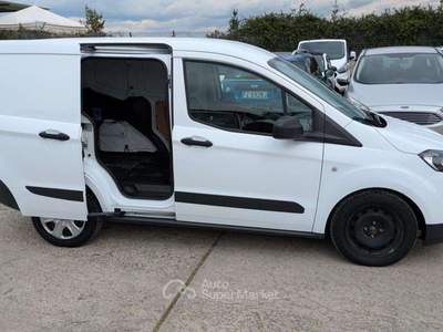 Ford Transit Courier EcoBoost 1.0cc Bianco usata Roma