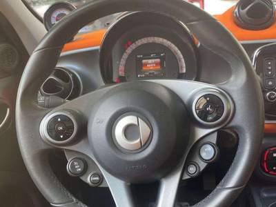 Smart ForFour 1.0cc PASSION 71cv TETTO PANORAMA SENS PARK Arancione usata Roma
