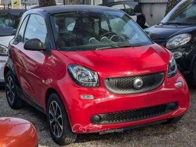 Smart ForTwo 1.0cc 71cv Rosso usata Roma