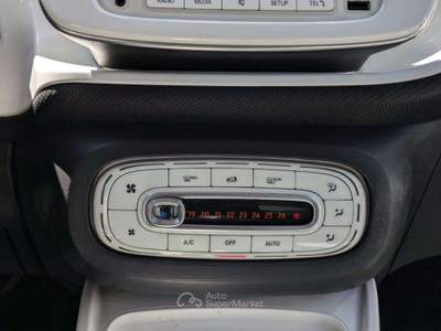 Smart ForFour 1.0 GPL 72CV PASSION TWINAMIC TETTO PANORAMA Bianco usata Roma
