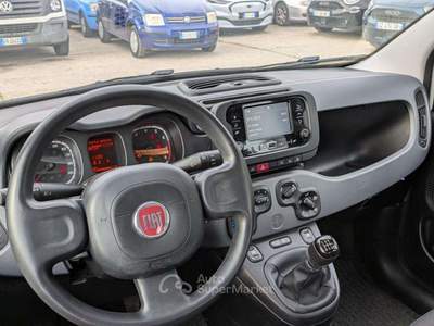 Fiat Panda HYBRID FIREFLY CITY LIFE 1.0cc 70cv Bianco usata Roma
