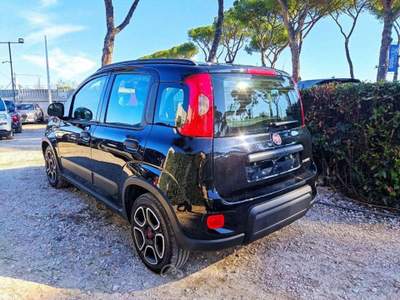 Fiat Panda 1.0cc HYBRID GSE CITYLIFE  70cv Nero usata Roma