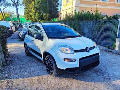 Fiat Panda 1.0cc HYBRID GSE CITYLIFE 70cv BLUETOOTH Bianco usata Roma