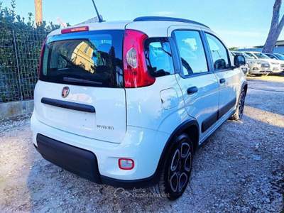 Fiat Panda 1.0cc HYBRID GSE CITYLIFE 70cv BLUETOOTH Bianco usata Roma