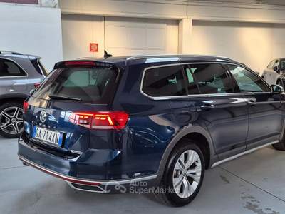 Volkswagen Passat 2.0 tdi 4motion 190cv dsg Blu/Azzurro usata Bolzano