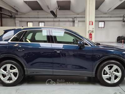 Audi Q3 2.0 tdi 150CV Business Advanced s-tronic Blu/Azzurro usata Bolzano