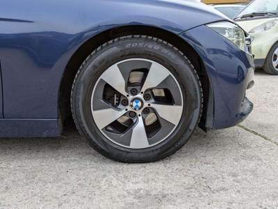 BMW Serie 3 320d 320 SERIE 320d 2.0cc 163cv TETTO PANORAMICO NAVI AUTOM Blu/Azzurro usata Roma