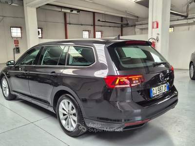 Volkswagen Passat 1.5 tsi Business 150cv dsg - KM 35.000!!!! Grigio usata Bolzano
