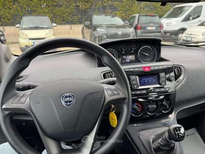 Lancia Ypsilon HYBRID 1.0cc 70cv CERCHI IN LEGA Grigio usata Roma