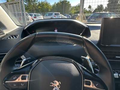 Peugeot 3008 Auto spaziose e comode usata Marcianise