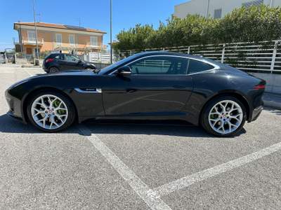 Jaguar F-Type MANUTENZIONE SEMPRE IN RETE FFICIALE Nero usata Loreto