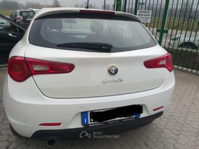 Alfa Romeo Giulietta  Bianco usata Mantello
