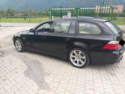 BMW Serie 5 530d Futura 525 D Nero usata Mantello