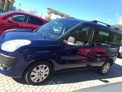 Fiat Doblò Doblo Doblò 1.6 MJT 105CV VETTURA 5 POSTI Blu/Azzurro usata Mantello