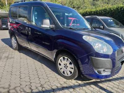 Fiat Doblò Doblo Doblò 1.6 MJT 105CV VETTURA 5 POSTI Blu/Azzurro usata Mantello