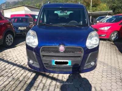 Fiat Doblò Doblo Doblò 1.6 MJT 105CV VETTURA 5 POSTI Blu/Azzurro usata Mantello
