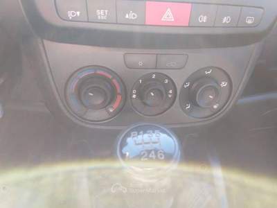 Fiat Doblò Doblo Doblò 1.6 MJT 105CV VETTURA 5 POSTI Blu/Azzurro usata Mantello