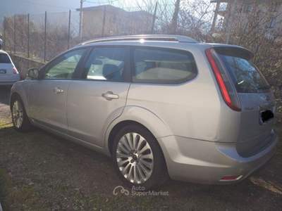 Ford Focus (110CV) SW DPF Argento usata Mantello
