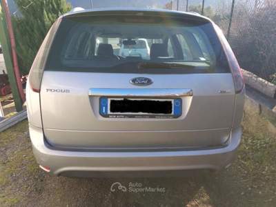 Ford Focus (110CV) SW DPF Argento usata Mantello