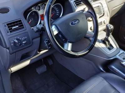 Ford Kuga 4WD AUTOMATICA Argento usata Mantello