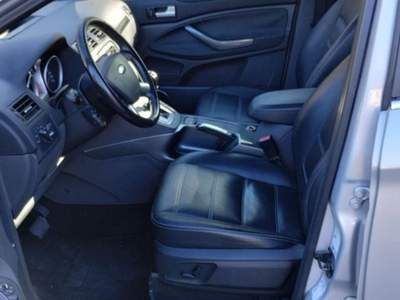 Ford Kuga 4WD AUTOMATICA Argento usata Mantello