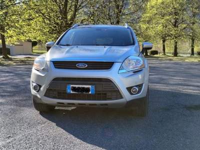 Ford Kuga 4WD AUTOMATICA Argento usata Mantello