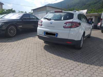 Renault Mégane Megane Mégane 1.6 16V SporTour Attractive Bianco usata Mantello