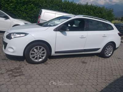 Renault Mégane Megane Mégane 1.6 16V SporTour Attractive Bianco usata Mantello