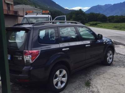 Subaru Forester DIESEL EURO4 FAP Nero usata Mantello