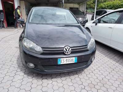 Volkswagen Golf  Nero usata Mantello