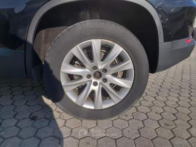 Volkswagen Tiguan DPF 4MOTION DSG Nero usata Mantello