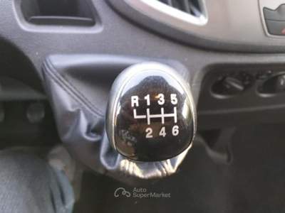 Ford Transit 330 2.2TDCi 125CV Bianco usata Mantello