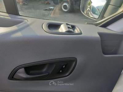 Ford Transit 350 2.2TDCi 125CV Bianco usata Mantello