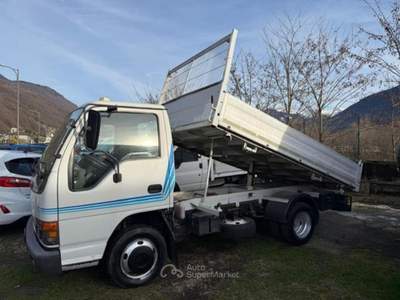 Isuzu D-Max NPR 55 2.8 95CV RIBALTABILE TRILATERALE Bianco usata Mantello