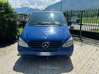 Mercedes-Benz Vito CDI Blu/Azzurro usata Mantello