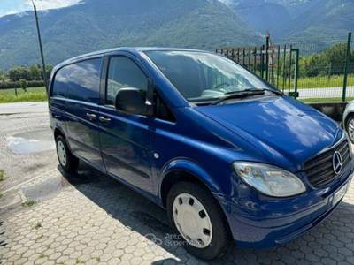 Mercedes-Benz Vito CDI Blu/Azzurro usata Mantello