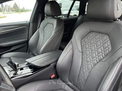 BMW Serie 5 520d BMW 520 d Touring mhev 48V xdrive Msport auto Nero usata Altedo