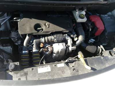 Peugeot Partner 3 POSTI Bianco usata Mantello