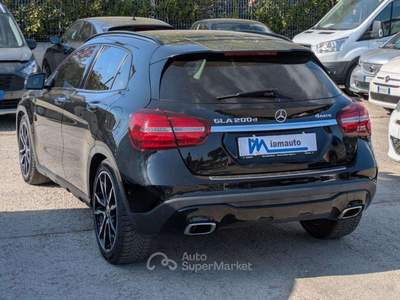 Mercedes-Benz GLA 200d Automatic 4Matic Executive 2.0cc 136cv Nero usata Roma