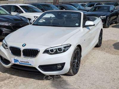 BMW Serie 2 218d 218 218d Cabrio Advantage 150cv DRIVE MODE NAVIGATORE Bianco usata Roma
