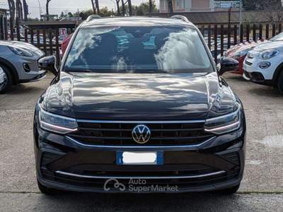 Volkswagen Tiguan eHybrid 1.4 TSI 150cv DSG Navigatore Drive Mode Nero usata Roma