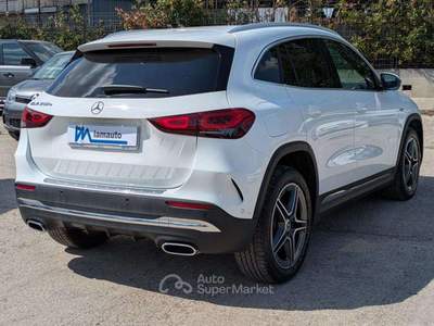 Mercedes-Benz GLA 250e EQ-Power Automatic Sport 1.3cc 160cv Bianco usata Roma