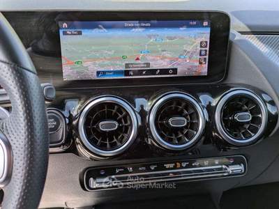 Mercedes-Benz GLA 250e EQ-Power Automatic Sport 1.3cc 160cv Bianco usata Roma