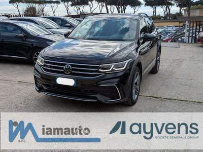 Volkswagen Tiguan R-Line 4Motion DSG TDI 2.0cc 200cv DRIVE MODE NAVI Nero usata Roma